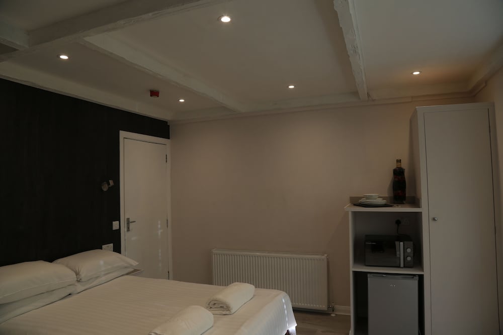 Фото Debden Guest House