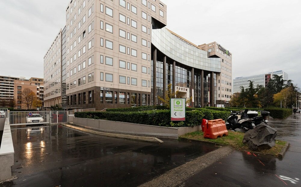 Фото Campanile Lyon Centre - Gare Part Dieu