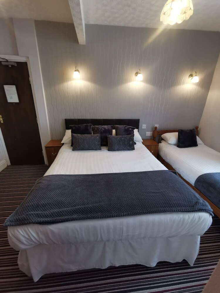 Фото The Trafalgar