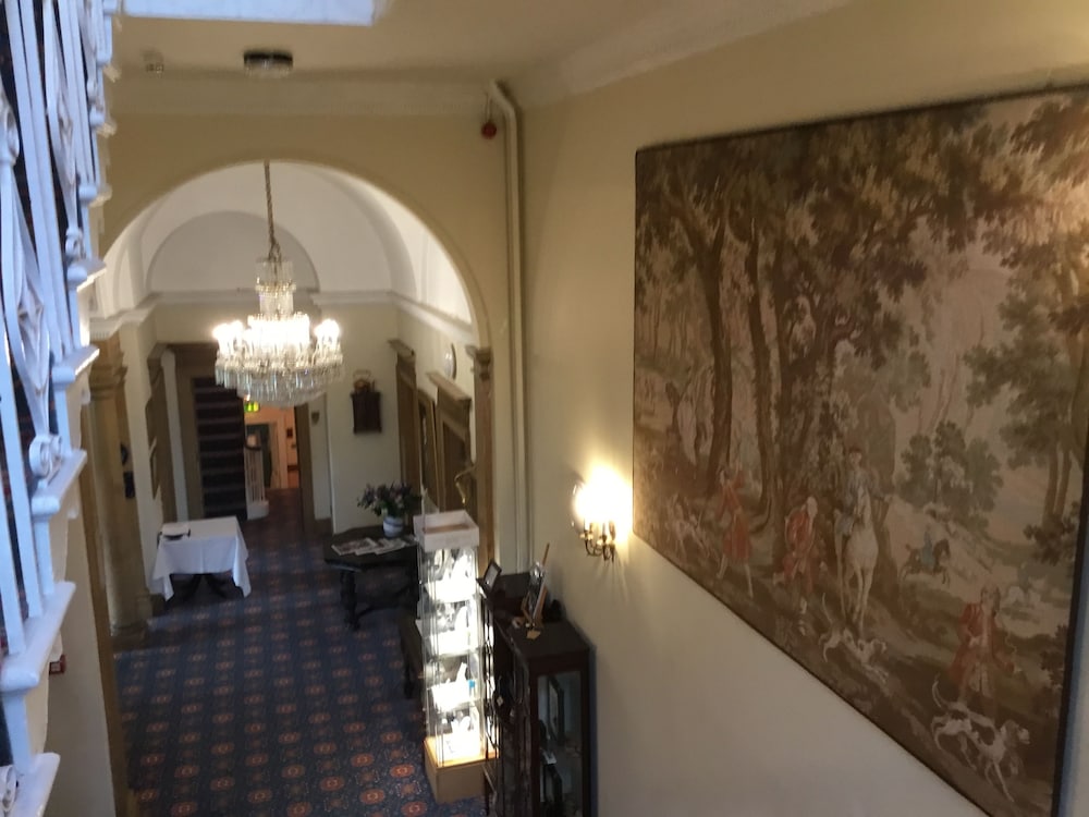 Фото Culloden House Hotel