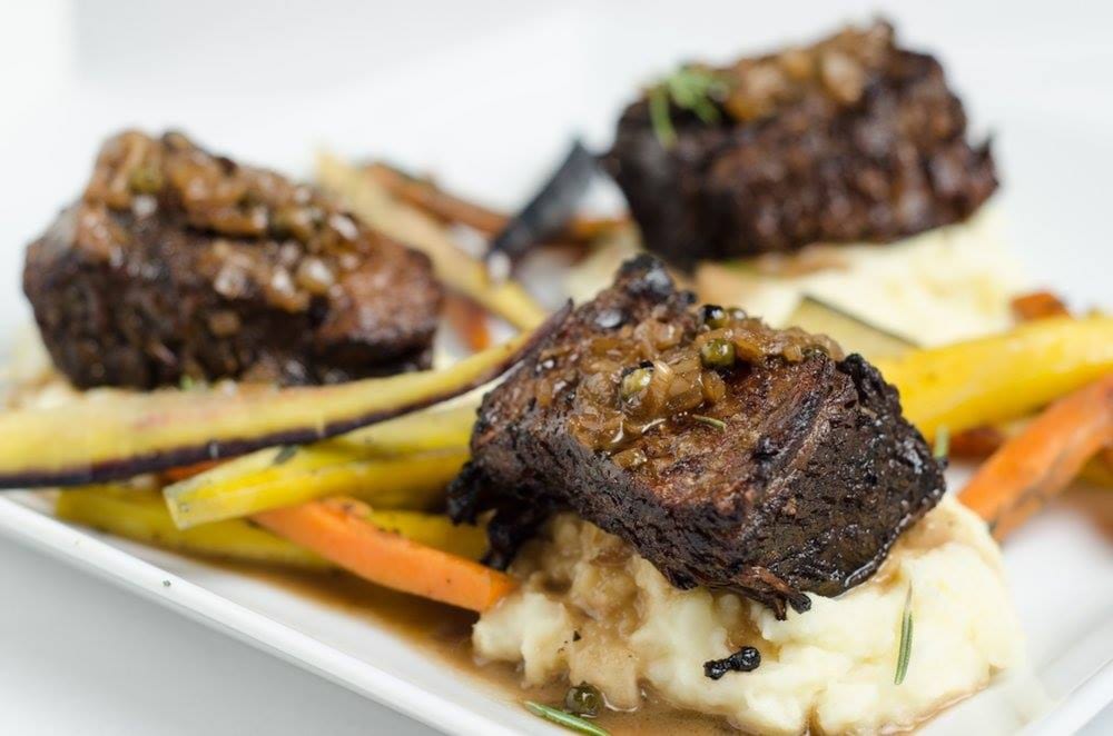 Фото Campbell House Inn