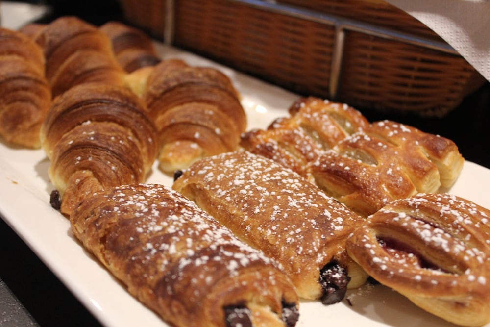 Фото Yehs Hotel Melbourne Cbd