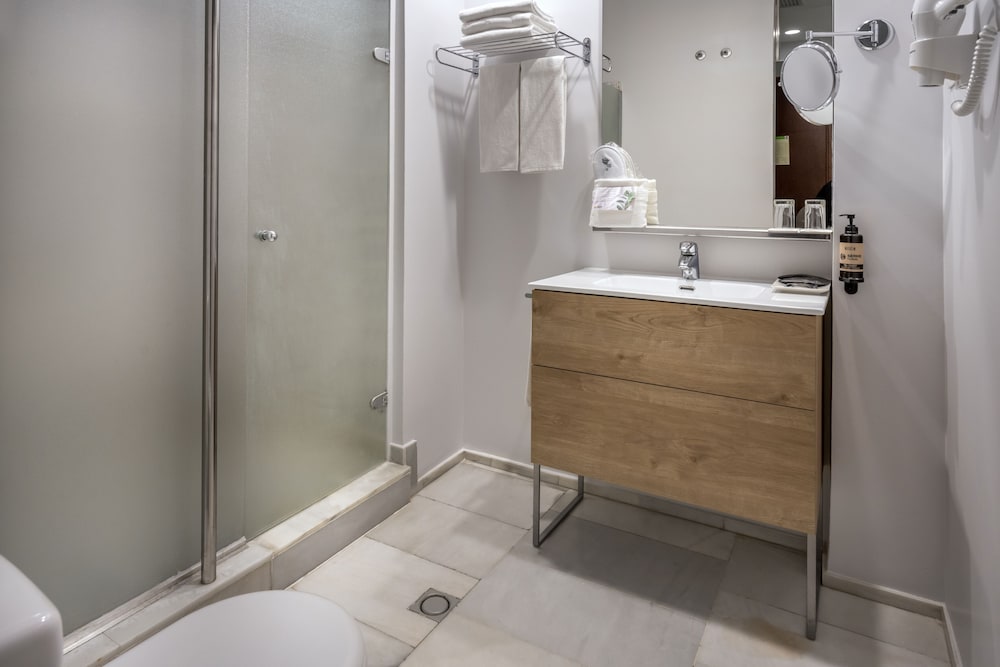 Фото Serhs Carlit Boutique Hotel
