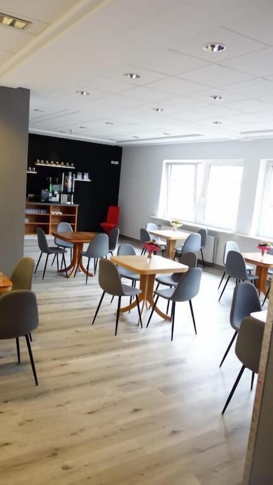 Фото Plaza Inn Hannover City Nord