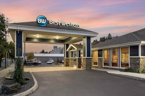 Внешний вид отеля Best Western Wheatland Inn в Колфаксе, фото 2