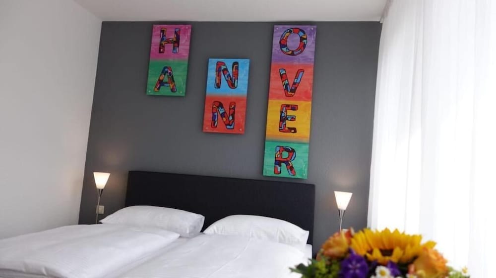 Фото Plaza Inn Hannover City Nord