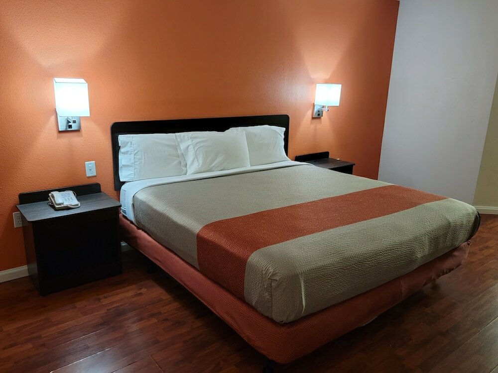 Фото Motel 6 Santa Nella, Ca - Los Banos