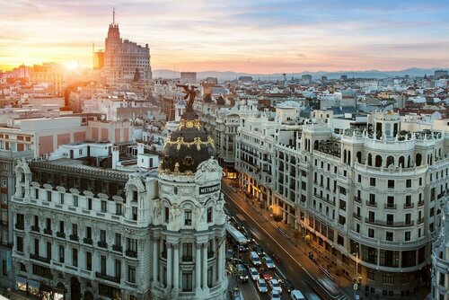 Гостиница Radisson RED Madrid в Мадриде