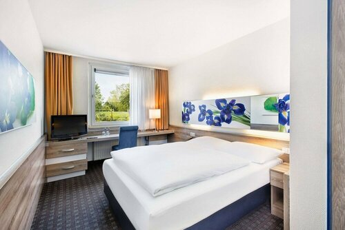 Внешний вид отеля H+ Hotel Frankfurt Airport West в Диденбергене, фото 1