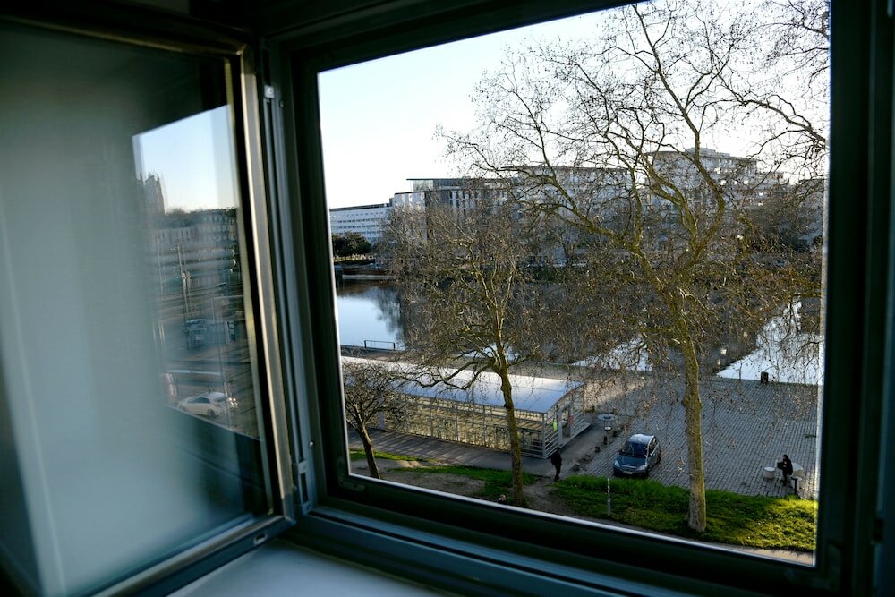 Фото Mercure Nantes Centre Gare