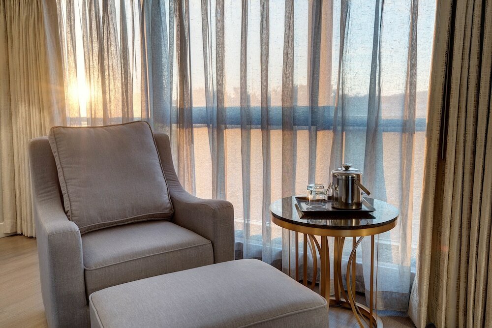 Фото Sheraton Eatontown Hotel