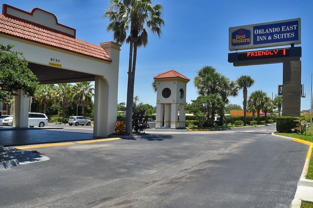Фото Best Western Orlando East Inn & Suites