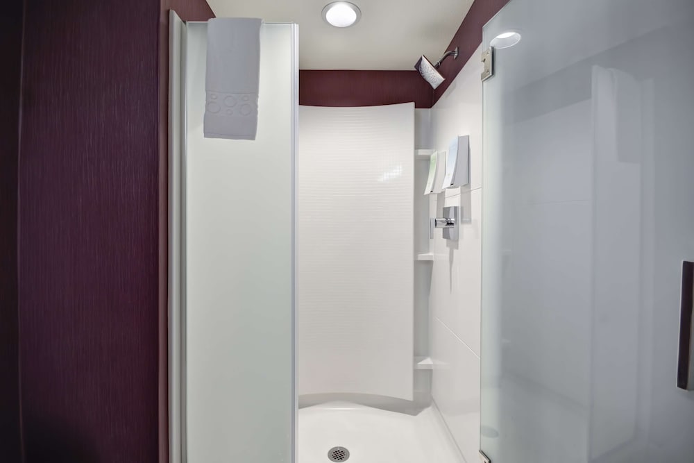 Фото Home2 Suites by Hilton Livermore