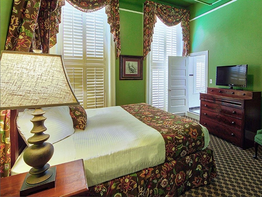 Фото Menger Hotel