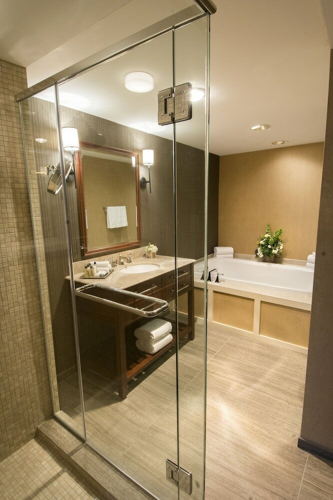 Фото Hilton Milwaukee City Center