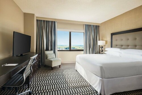 Гостиница Sheraton Suites Chicago O'Hare в Де Плейнс