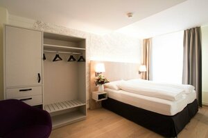 Гостиница Kreuz Bern Modern City Hotel