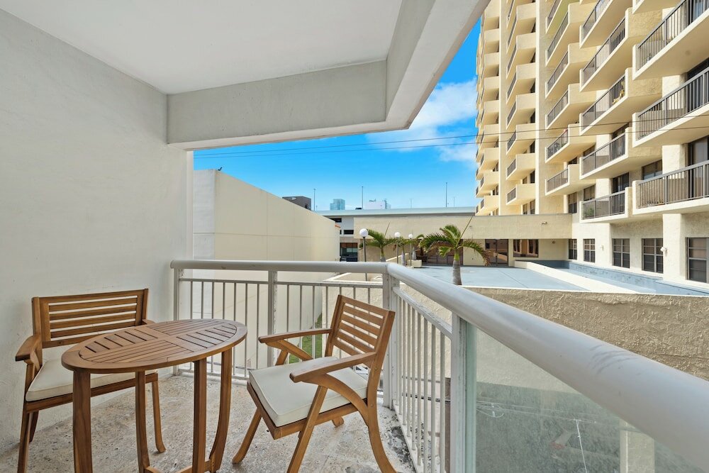 Фото Bentley South Beach