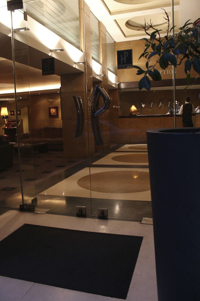 Фото Plaza Hotel