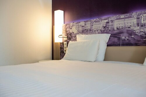 Гостиница Mercure Marseille Centre Vieux Port в Марселе