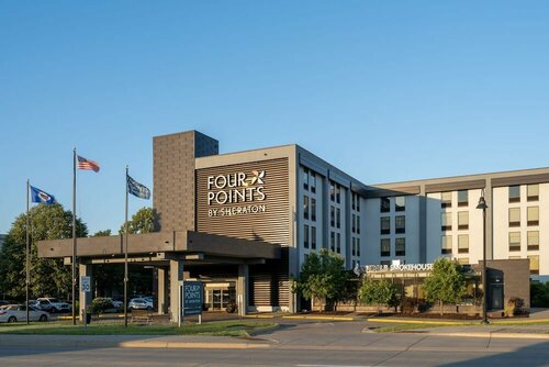 Гостиница Four Points by Sheraton Mall of America Minneapolis Airport