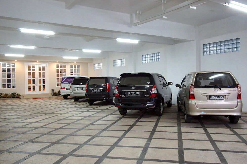 Фото Laxston Hotel by Front One