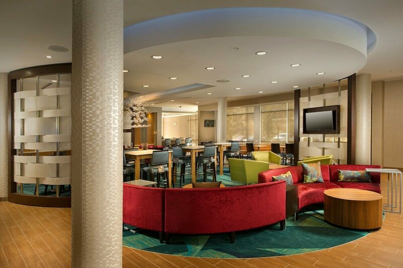 Гостиница SpringHill Suites Bridgeport Clarksburg