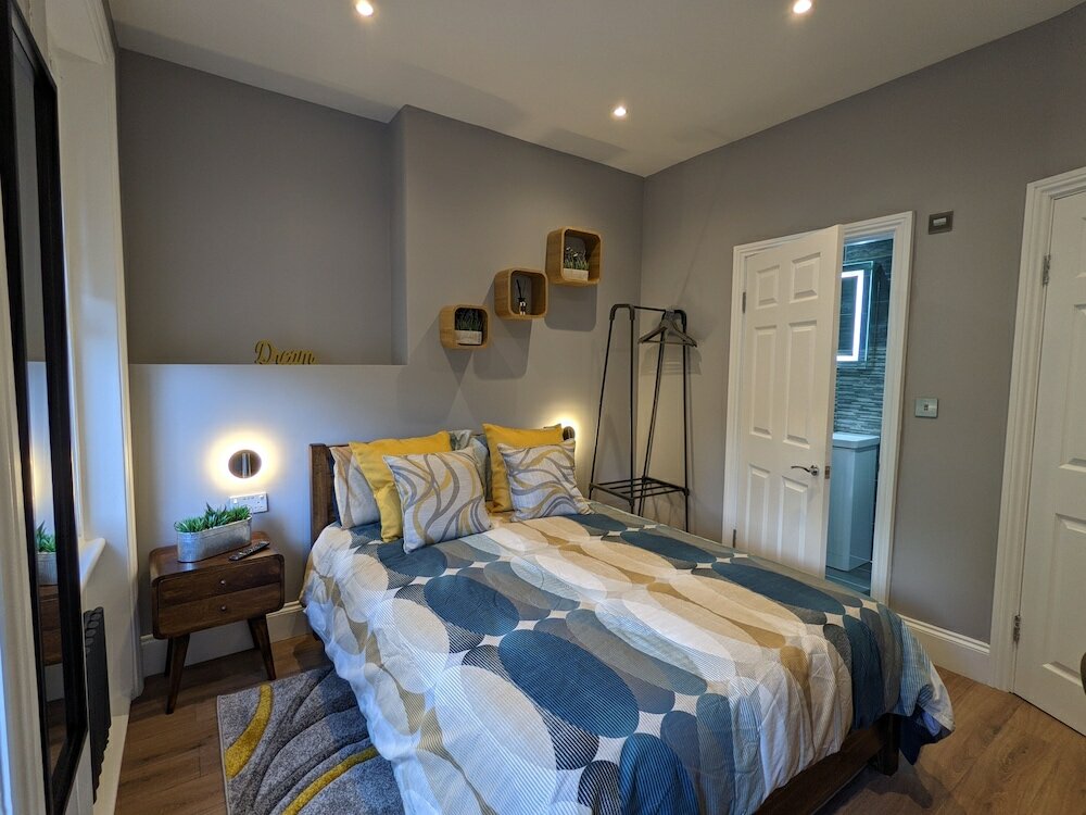 Фото Charlotte Guest House