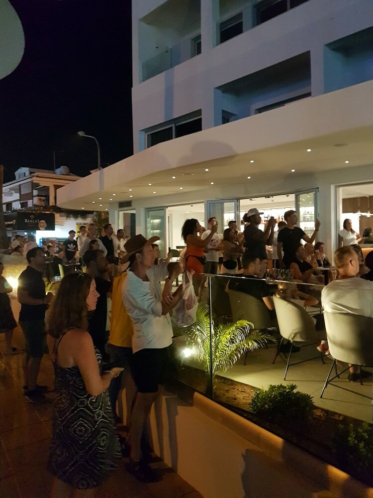 Фото Anthea Hotel Apartments