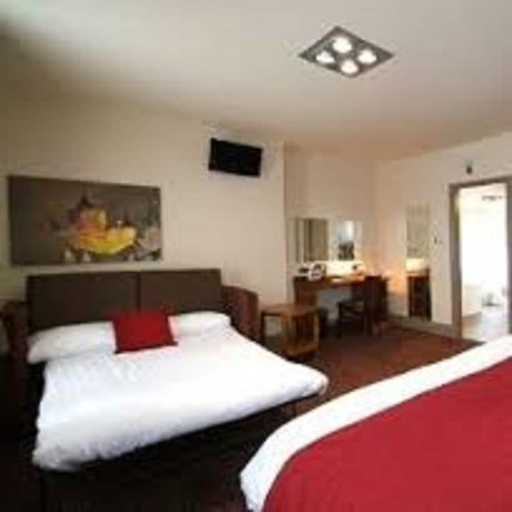 Фото The Spyglass and Kettle