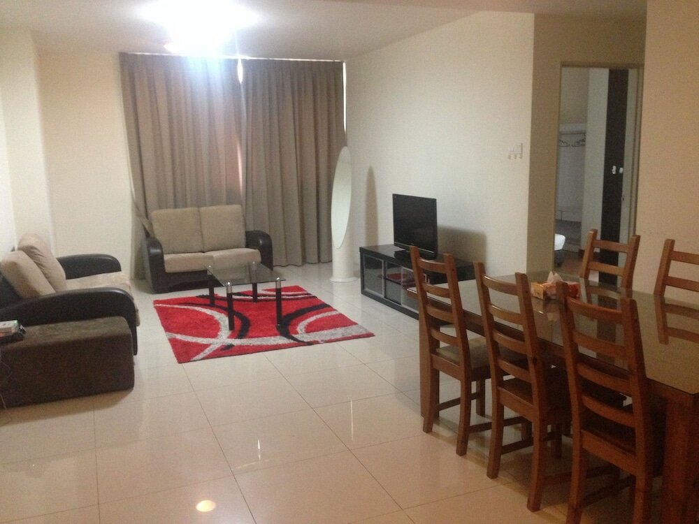 Фото Luxury Service Suite At Taragon Kl