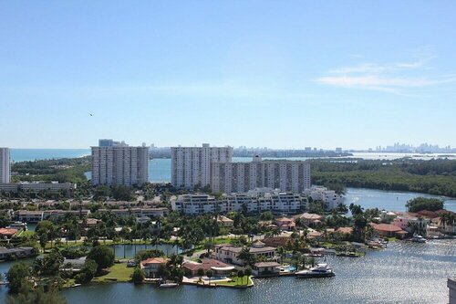 Гостиница America Luxury Intracoastal Apartments