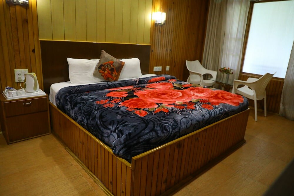 Фото Hotel The Woodz