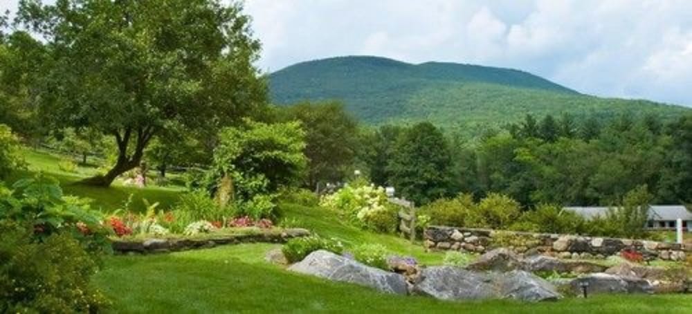 Фото Arlington's West Mountain Inn