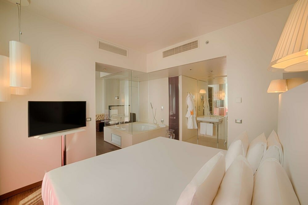 Фото Nhow Milano