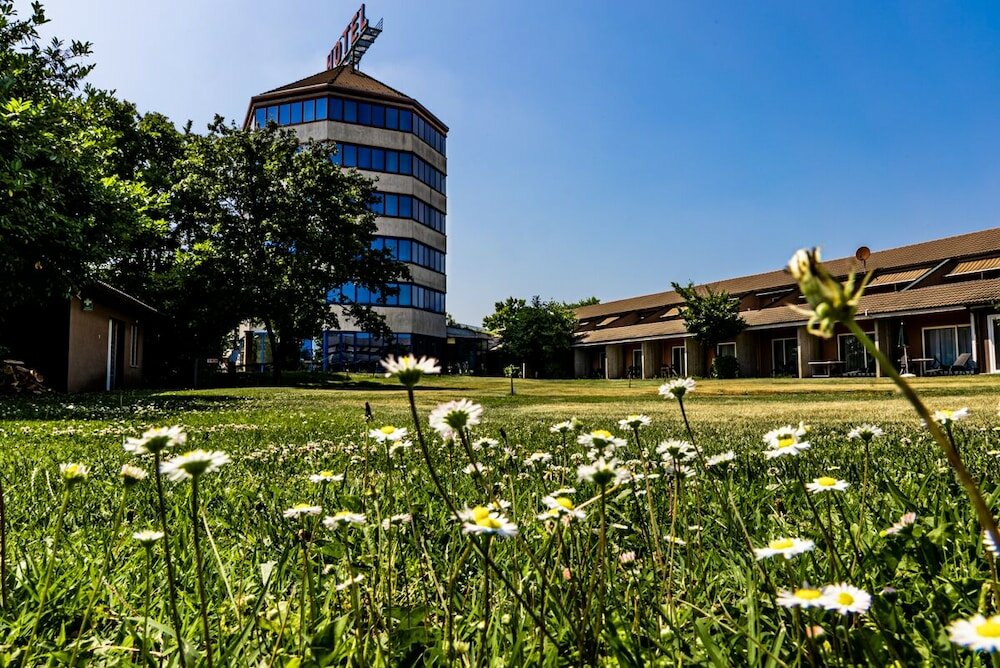 Фото Business Hotel