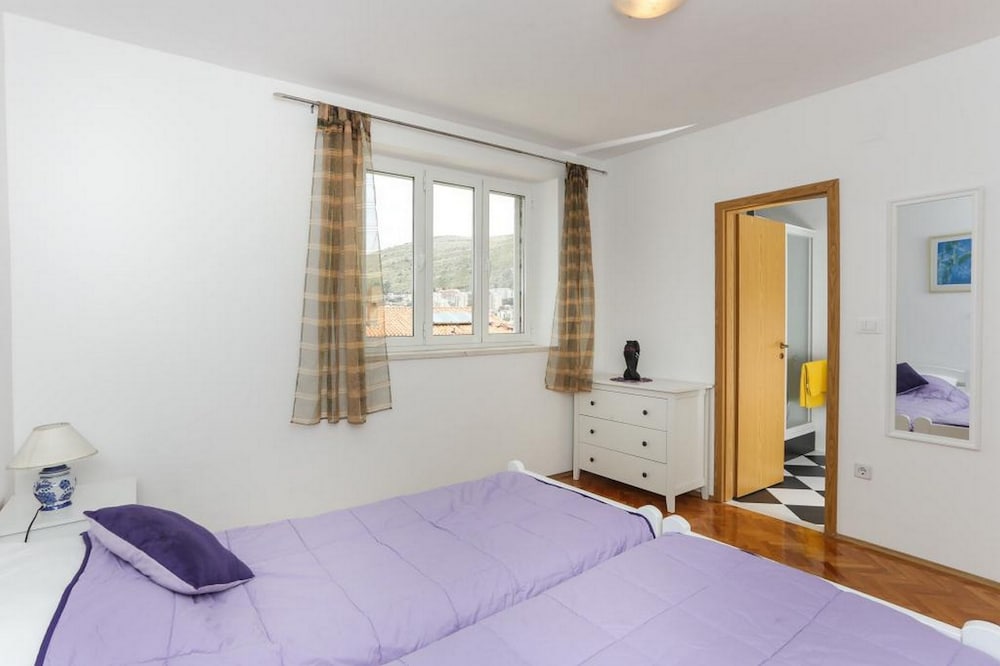 Фото Apartments Sisic