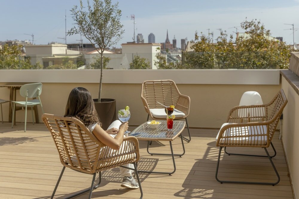 Фото Líbere Barcelona Sant Antoni