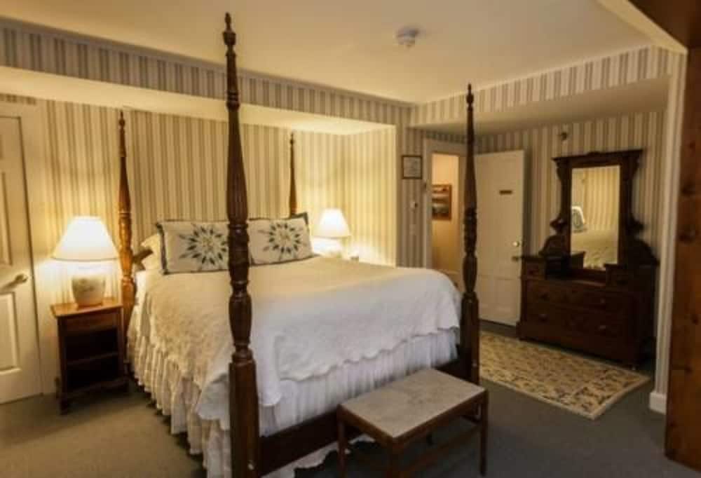 Фото Arlington's West Mountain Inn