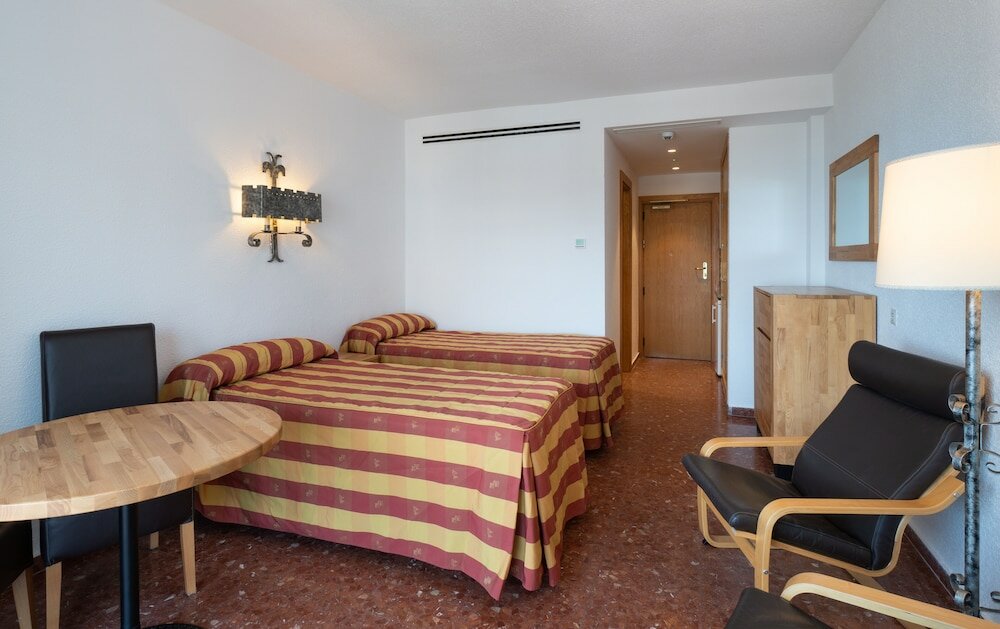 Фото Hotel Apartamentos Bajondillo