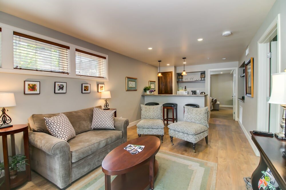 Фото Winchester Inn