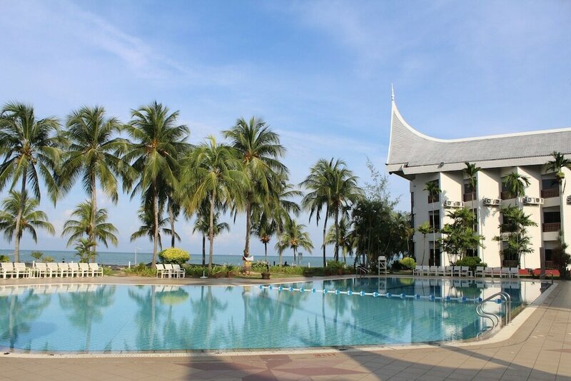 Гостиница The Grand Beach Resort Port Dickson