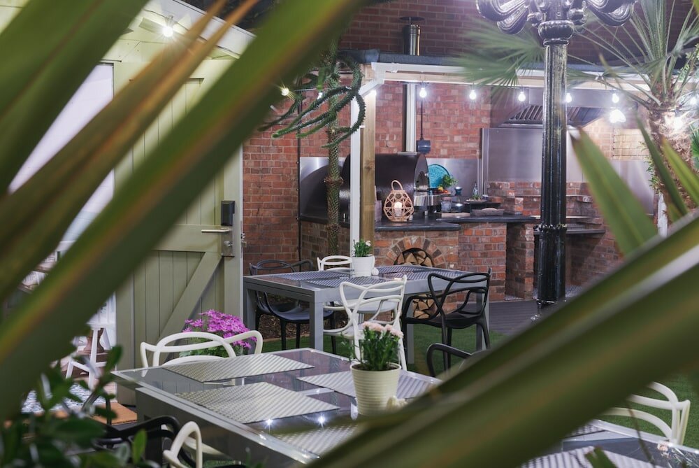 Фото Florence Gardens Hotel & Restaurant