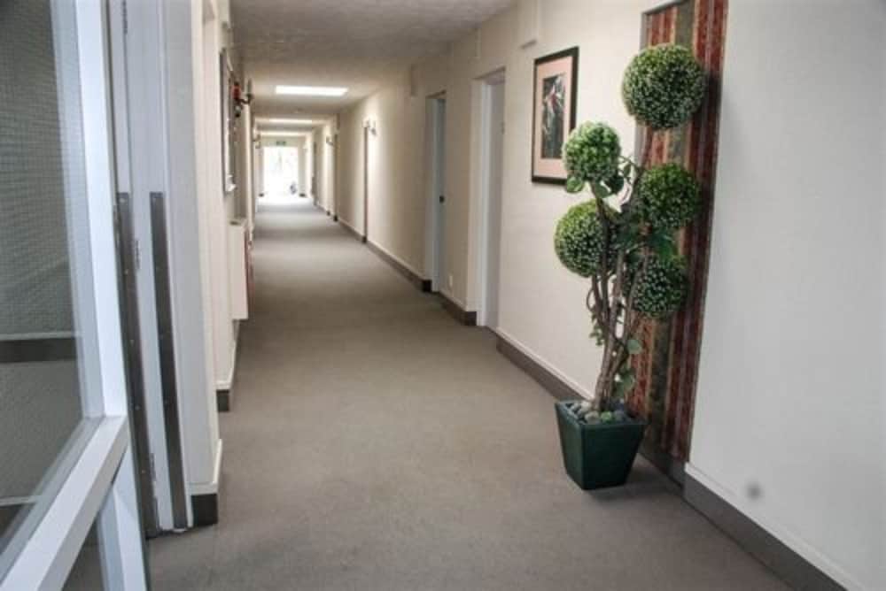 Фото Fountain City Motor Inn