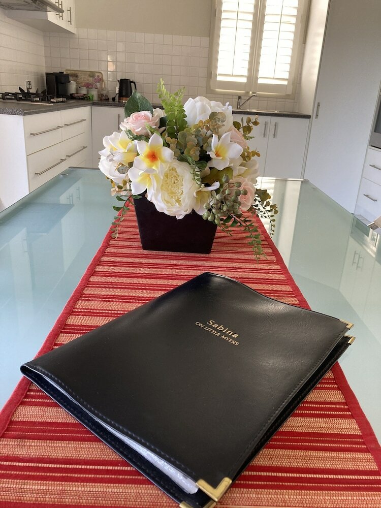 Фото Sabina On Little Myers