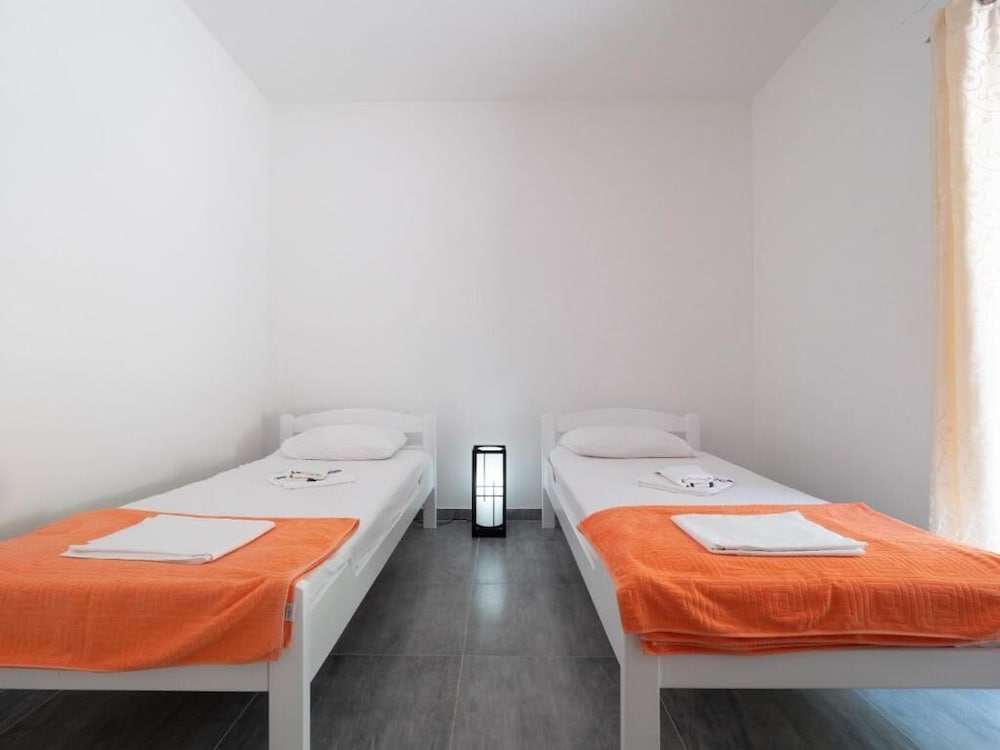 Фото Family Retreat Bozovic