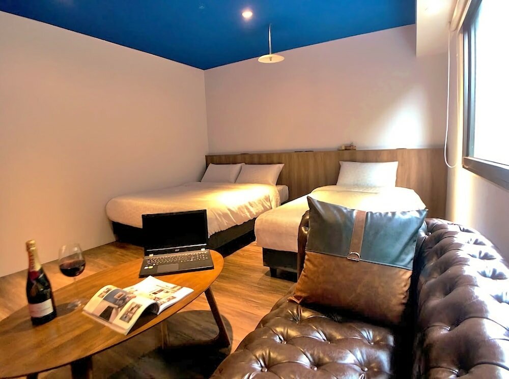 Фото Journey Town Inn