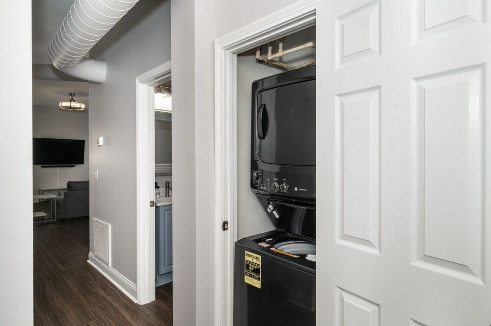 Фото Heart of Mainstrasse Apt 4