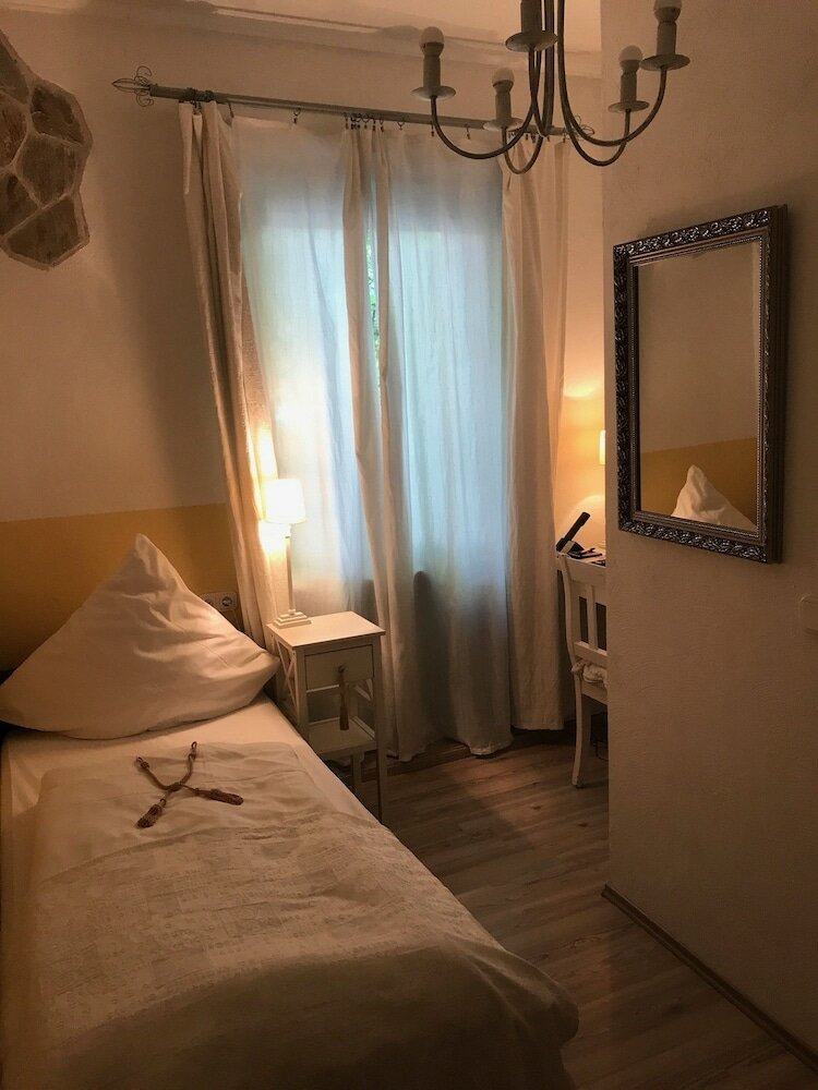 Фото Hotel Am Volksgarten