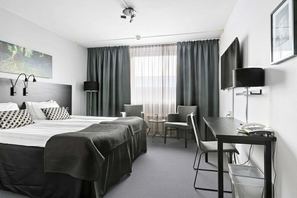 Фото отеля 2